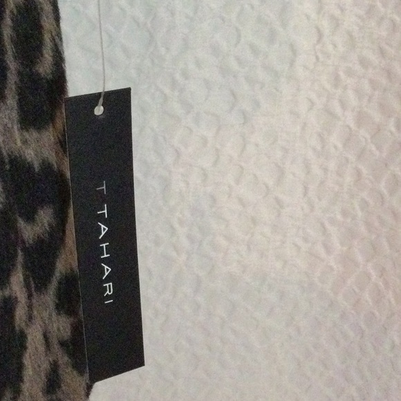 T Tahari wool coat - black and leopard - Picture 3 of 12